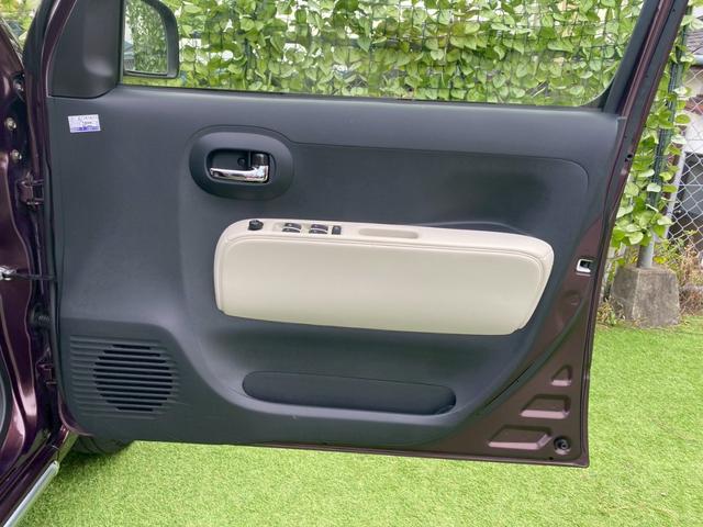 ミラココア ココアプラスＸ　ＬＥＤヘッドランプ　スマートキー　アイドリングストップ　電動格納ミラー　ベンチシート　ＣＶＴ　盗難防止システム　ＡＢＳ　ＣＤ　ルーフレール　衝突安全ボディ　エアコン　パワーステアリング（11枚目）