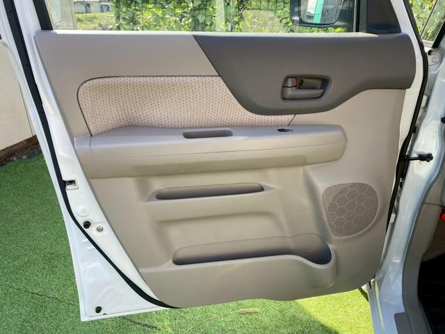 スペーシア Ｘ　ＥＴＣ　バックカメラ　両側スライド・片側電動　ナビ　ＴＶ　レーンアシスト　衝突被害軽減システム　スマートキー　アイドリングストップ　電動格納ミラー　シートヒーター　ベンチシート　ＣＶＴ（24枚目）