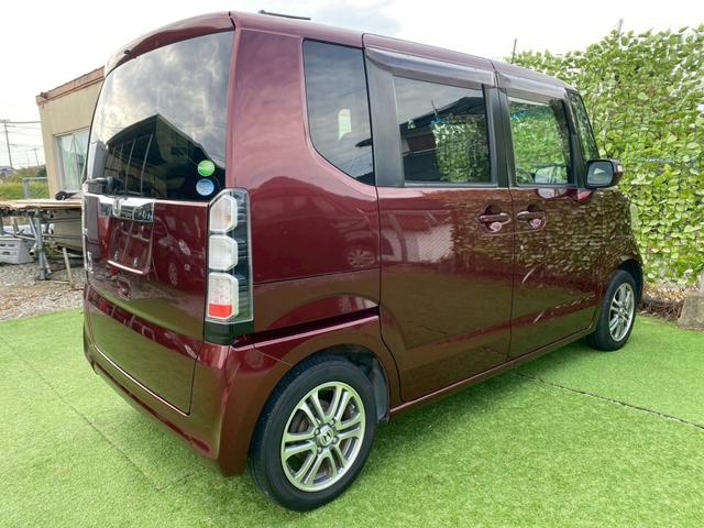 Ｎ－ＢＯＸ Ｇ・Ｌパッケージ　両側スライド・片側電動　ナビ　ＴＶ　スマートキー　アイドリングストップ　電動格納ミラー　ベンチシート　ＣＶＴ　盗難防止システム　ＡＢＳ　ＥＳＣ　ＣＤ　ＤＶＤ再生　アルミホイール　衝突安全ボディ（18枚目）