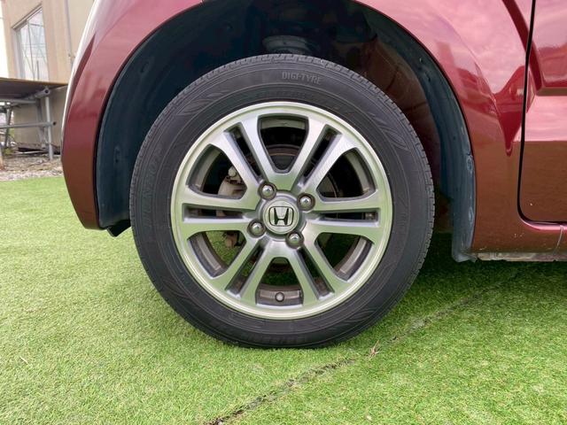 Ｎ－ＢＯＸ Ｇ・Ｌパッケージ　両側スライド・片側電動　ナビ　ＴＶ　スマートキー　アイドリングストップ　電動格納ミラー　ベンチシート　ＣＶＴ　盗難防止システム　ＡＢＳ　ＥＳＣ　ＣＤ　ＤＶＤ再生　アルミホイール　衝突安全ボディ（22枚目）