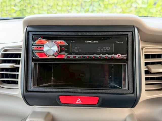 Ｎ－ＢＯＸ Ｇ　両側スライドドア　スマートキー　アイドリングストップ　電動格納ミラー　ベンチシート　ＣＶＴ　盗難防止システム　ＡＢＳ　ＥＳＣ　ＣＤ　衝突安全ボディ　エアコン　パワーステアリング　パワーウィンドウ（4枚目）