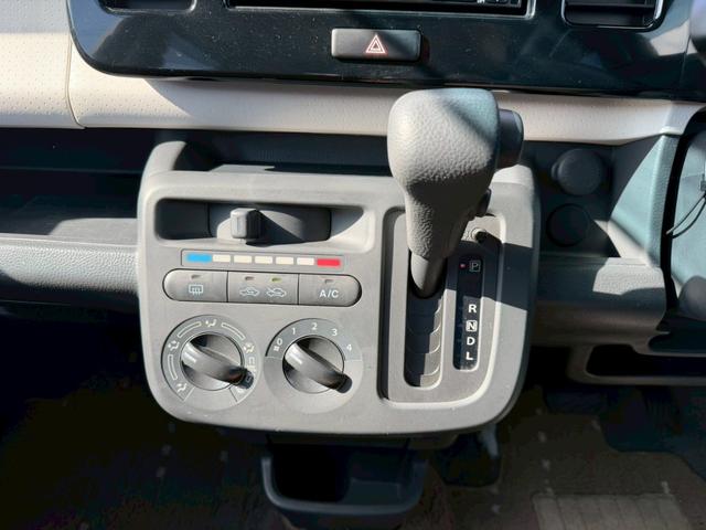 ���i�����ގ��ɕK�����삷�郌�o�[�ł��B����̂��₷�����̂ɂȂ��Ă��܂��B���Ј�x�̊����Ă��������B