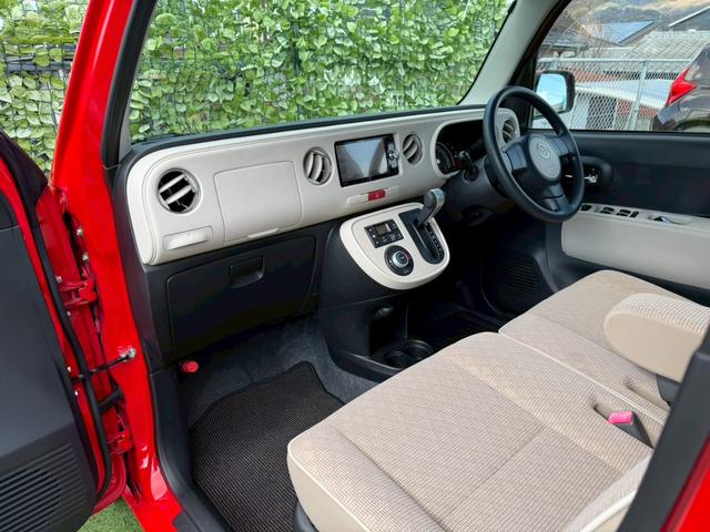 ミラココア ココアプラスＸ　ドライブレコーダー　ＥＴＣ　バックカメラ　ナビ　ＴＶ　ＬＥＤヘッドランプ　スマートキー　アイドリングストップ　電動格納ミラー　ベンチシート　ＣＶＴ　盗難防止システム　ＡＢＳ　ＣＤ　ＤＶＤ再生　ＵＳＢ（39枚目）