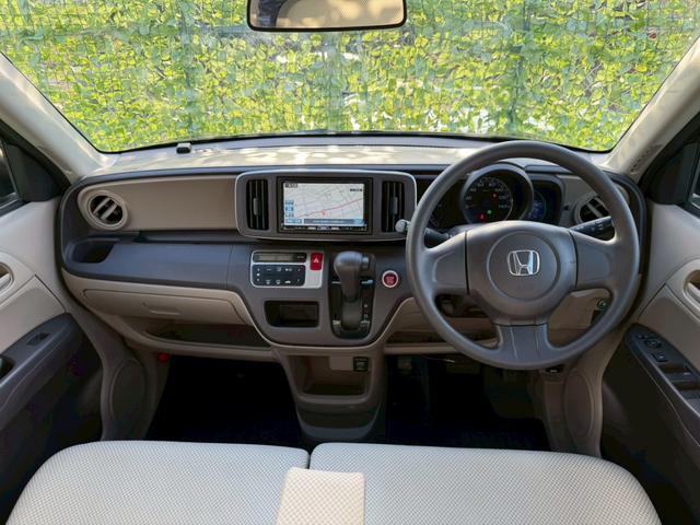 Ｎ－ＯＮＥ Ｇ　ナビ　ＴＶ　スマートキー　アイドリングストップ　電動格納ミラー　ベンチシート　ＣＶＴ　盗難防止システム　ＡＢＳ　ＥＳＣ　ＣＤ　ＤＶＤ再生　ＵＳＢ　Ｂｌｕｅｔｏｏｔｈ　衝突安全ボディ　エアコン（2枚目）