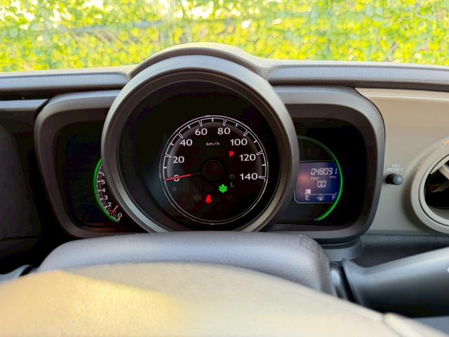 Ｎ－ＯＮＥ Ｇ　ナビ　ＴＶ　スマートキー　アイドリングストップ　電動格納ミラー　ベンチシート　ＣＶＴ　盗難防止システム　ＡＢＳ　ＥＳＣ　ＣＤ　ＤＶＤ再生　ＵＳＢ　Ｂｌｕｅｔｏｏｔｈ　衝突安全ボディ　エアコン（4枚目）