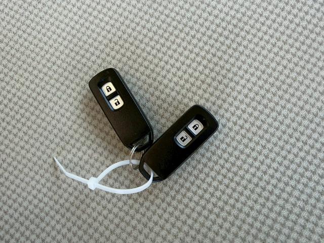 Ｎ－ＯＮＥ Ｇ　ナビ　ＴＶ　スマートキー　アイドリングストップ　電動格納ミラー　ベンチシート　ＣＶＴ　盗難防止システム　ＡＢＳ　ＥＳＣ　ＣＤ　ＤＶＤ再生　ＵＳＢ　Ｂｌｕｅｔｏｏｔｈ　衝突安全ボディ　エアコン（14枚目）