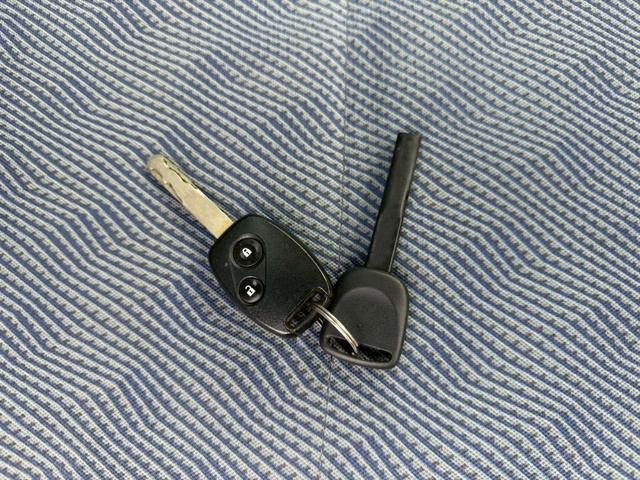 アクティトラック タウン　ＭＴ　ＥＴＣ　キーレスエントリー　エアコン　パワーウィンドウ　運転席エアバッグ　ＣＤ（10枚目）