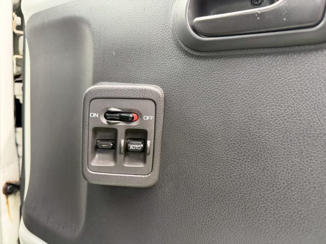 アクティトラック タウン　ＭＴ　ＥＴＣ　キーレスエントリー　エアコン　パワーウィンドウ　運転席エアバッグ　ＣＤ（27枚目）