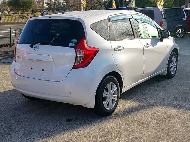 ノート Ｘ　Ｖセレクション＋セーフティ　１年保証／スマートキー／フロントフォグ／ＴＶ／バックカメラ／ナビゲーション／ＥＴＣ／アイドリングストップ（5枚目）