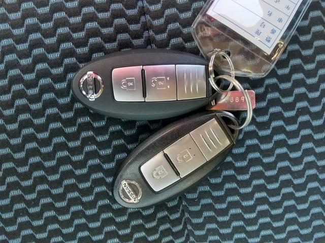 ノート Ｘ　Ｖセレクション＋セーフティ　１年保証／スマートキー／フロントフォグ／ＴＶ／バックカメラ／ナビゲーション／ＥＴＣ／アイドリングストップ（14枚目）