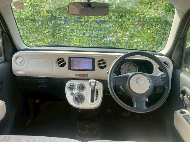 基本プランは１年間ＥＧＳにて保証。（追加料金にて保証部位、年数追加可能）オーディオ、ナビは対象外です。詳しくはスタッフにご相談下さい。