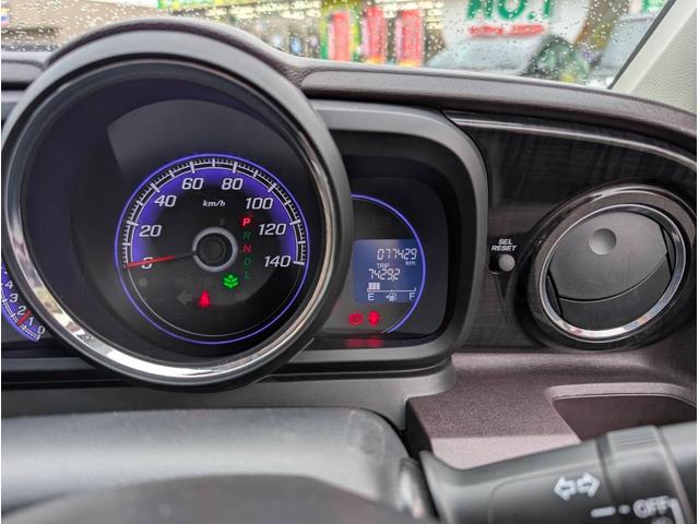 Ｎ－ＯＮＥ プレミアム・Ｌパッケージ　１年保証／スマートキー／アルミホイール／フロントフォグ／（3枚目）