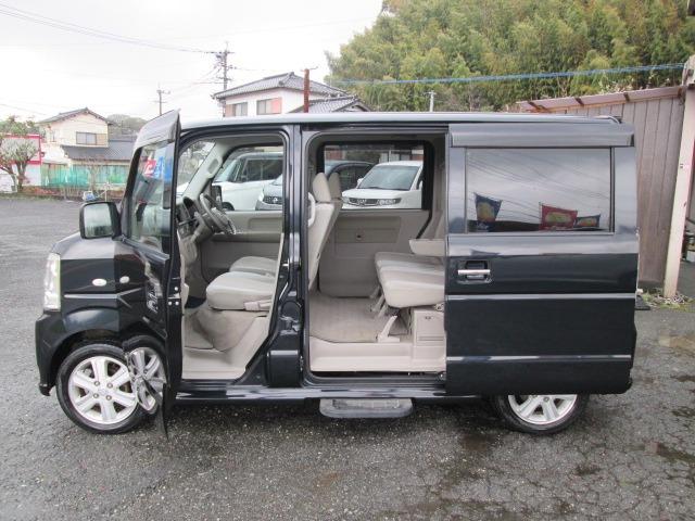 エブリイワゴン ＰＺターボスペシャル　両側パワースライドドア・オートステップ・ディスチャージヘッドライト・キーレス・純正アルミホイール・ＩＣターボ（11枚目）