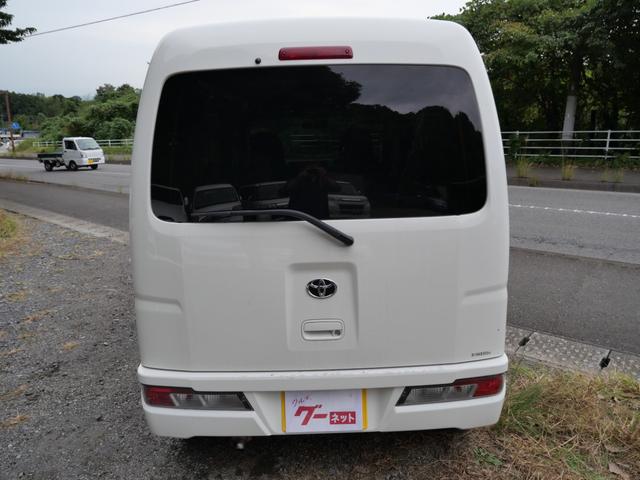 ピクシスバン デラックス キーレスエントリー ETC ラジオ アイドリングストップ ルーフラック リアスモーク エアコン パワーステアリング Wエアバッグ(6枚目)