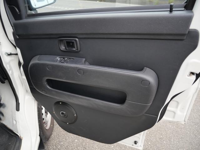 ピクシスバン デラックス キーレスエントリー ETC ラジオ アイドリングストップ ルーフラック リアスモーク エアコン パワーステアリング Wエアバッグ(12枚目)