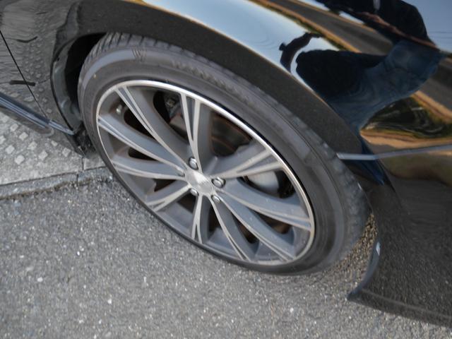 プリウス Ｇツーリングセレクション　スマートキー　プッシュスタート　ナビ　フルセグ　バックモニター　ＥＴＣ　社外１８インチアルミホイール　ダウンサス　レザー調シートカバー（12枚目）