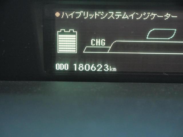 プリウス Ｇツーリングセレクション　スマートキー　プッシュスタート　ナビ　フルセグ　バックモニター　ＥＴＣ　社外１８インチアルミホイール　ダウンサス　レザー調シートカバー（33枚目）