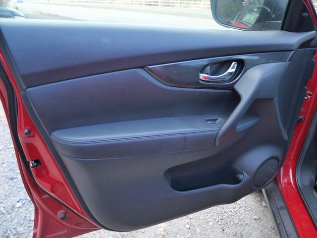 エクストレイル ２０Ｘ　エマージェンシーブレーキパッケージ　ナビ　アラウンドビューモニター　フルセグ　７人乗り　撥水カブロンシート　シートヒーター　アイドリングストップ　ＬＥＤヘッドライト（14枚目）