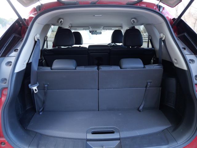 エクストレイル ２０Ｘ　エマージェンシーブレーキパッケージ　ナビ　アラウンドビューモニター　フルセグ　７人乗り　撥水カブロンシート　シートヒーター　アイドリングストップ　ＬＥＤヘッドライト（23枚目）