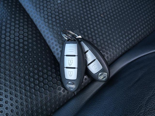 エクストレイル ２０Ｘ　エマージェンシーブレーキパッケージ　ナビ　アラウンドビューモニター　フルセグ　７人乗り　撥水カブロンシート　シートヒーター　アイドリングストップ　ＬＥＤヘッドライト（39枚目）