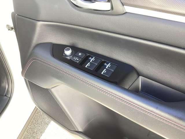 ＣＸ－５ ２．２　ＸＤ　ブラックトーンエディション　ディーゼルターボ　３６０°カメラ　マツダコネクトナビ　パワー　ＬＥＤライト　クルーズコントロール　アドバンスドキー　クリアランスソナー　ＥＴＣ　運転席パワーシート　前席シートヒーター　ターボ　ＤＳＣ　ナビＴＶ　パワステ（18枚目）
