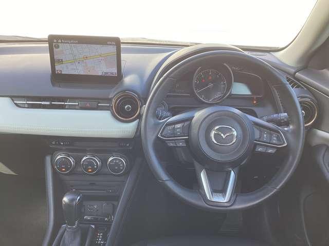 ＣＸ－３ １．８　ＸＤ　スーパー　エッジー　ディーゼルターボ　３６０°カメラ　マツダコネクトナビ　フルセ　コーナーセンサー　ＬＥＤライト　全方位カメラ　ワンオーナー　地デジ　ＥＴＣ　シートヒーター　ＤＶＤプレーヤー　パワーシート　クルコン（3枚目）