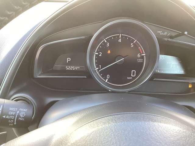 ＣＸ－３ １．８　ＸＤ　スーパー　エッジー　ディーゼルターボ　３６０°カメラ　マツダコネクトナビ　フルセ　コーナーセンサー　ＬＥＤライト　全方位カメラ　ワンオーナー　地デジ　ＥＴＣ　シートヒーター　ＤＶＤプレーヤー　パワーシート　クルコン（13枚目）