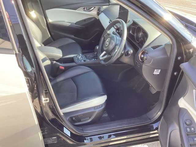 ＣＸ－３ １．８　ＸＤ　スーパー　エッジー　ディーゼルターボ　３６０°カメラ　マツダコネクトナビ　フルセ　コーナーセンサー　ＬＥＤライト　全方位カメラ　ワンオーナー　地デジ　ＥＴＣ　シートヒーター　ＤＶＤプレーヤー　パワーシート　クルコン（16枚目）