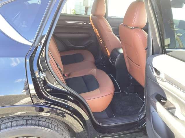 ＣＸ－５ ２．２　ＸＤ　レトロスポーツエディション　ディーゼルターボ　エアバック　ＡＢＳ　マツダコネクト　クルーズコントロール　エアバック　フルオートエアコン　地上デジタル　ＬＥＤヘッドライト　パワーリフトゲート　パワステ　アイドリングストップ　ワンオーナー　キ－レス（6枚目）