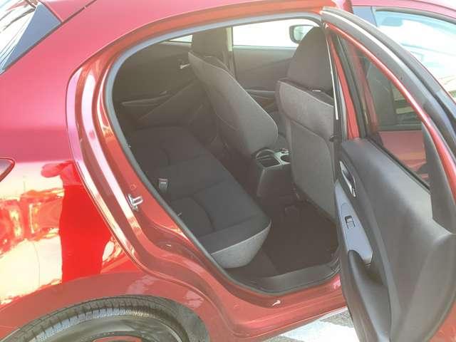 MAZDA2 1.5 15BD エアバック ABS マツダコネクトナビ パノラマモニタ スマートシティブレーキサポート 前後ソナー LEDヘッドランプ フルセグTV バックカメラ アドバンストキー エアコン メモリーナビ ナビTV(6枚目)