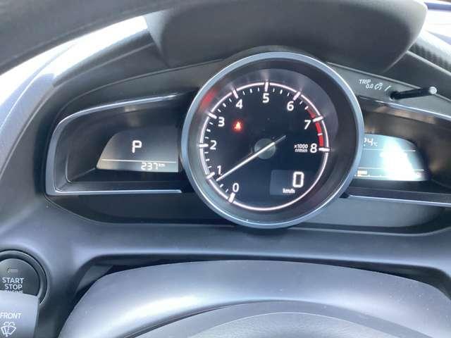 MAZDA2 1.5 15BD エアバック ABS マツダコネクトナビ パノラマモニタ スマートシティブレーキサポート 前後ソナー LEDヘッドランプ フルセグTV バックカメラ アドバンストキー エアコン メモリーナビ ナビTV(13枚目)