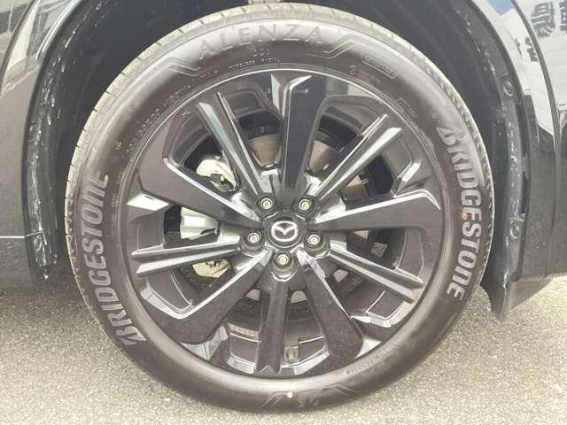 CX-60 3.3 XDハイブリッド プレミアム スポーツ ディーゼルタ エアバック ABS マツダコネクトナビ TV ダブルサンルーフ シートヒー パワーゲート LEDヘッドライト オートクルーズコントロール パワーシート スマートキー フルオートエアコン 4WD ABS(14枚目)