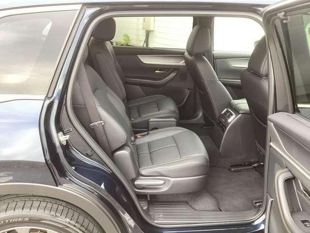 CX-80 3.3 XD Lパッケージ ディーゼルターボ エアバック ABS マツダコネクトナビ アルミホイール パノラマサンルーフ フルセグTV オートクルーズコントロール 電動リアゲート レザーシート 全周囲カメラ パワーシート スマートキー 3列シート(6枚目)