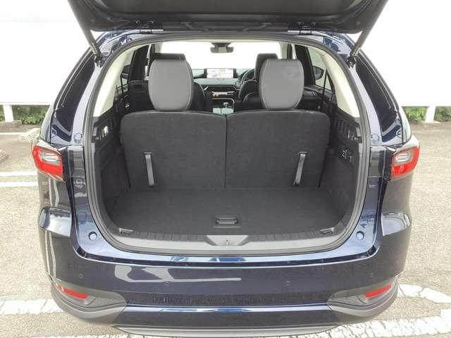 CX-80 3.3 XD Lパッケージ ディーゼルターボ エアバック ABS マツダコネクトナビ アルミホイール パノラマサンルーフ フルセグTV オートクルーズコントロール 電動リアゲート レザーシート 全周囲カメラ パワーシート スマートキー 3列シート(12枚目)