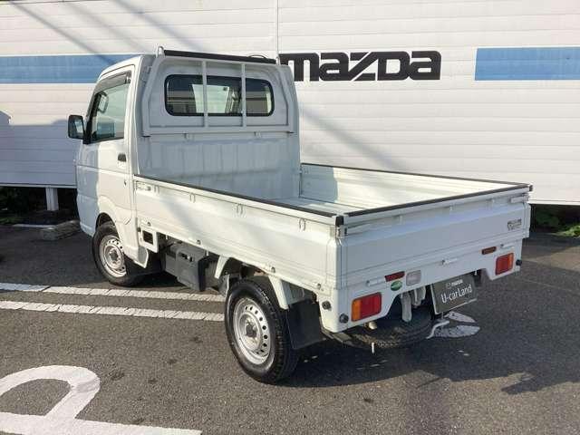 キャリイトラック ６６０　ＫＣエアコン・パワステ　３方開　４ＷＤ　エアバック　５ＭＴ　エアコン　パワステ　４ＷＤ　整備点検記録簿　助手席エアバック　ＡＣ　運転席エアバック　パートタイム４ＷＤ　パワステ　ＡＢＳ（7枚目）