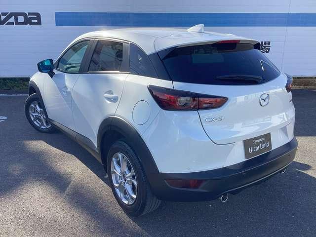 ＣＸ－３ １．５　１５Ｓ　ツーリング　エアバック　ＡＢＳ　マツダコネクト　パーキングセンサー　ＬＥＤランプ　Ｒカメラ　オートエアコン　ｉ－ｓｔｏｐ　スマートキー　盗難防止システム　ＤＳＣ　サイドエアバッグ　アルミ　エアバッグ　キーレス（8枚目）