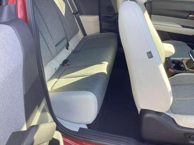 ＭＸ－３０ ２．０　モダンコンフィデンス　レーダーブレーキ　スマキー　盗難防止装置　３６０°カメラ　ナビＴＶ　ＤＳＣ　ＡＢＳ　Ｂカメラ　キーフリー　エアコン　整備記録簿　パワーウィンドウ　ｉ－ｓｔｏｐ　ＬＥＤヘッドライト（6枚目）