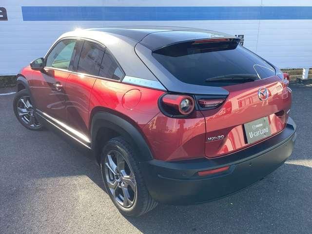 ＭＸ－３０ ２．０　モダンコンフィデンス　レーダーブレーキ　スマキー　盗難防止装置　３６０°カメラ　ナビＴＶ　ＤＳＣ　ＡＢＳ　Ｂカメラ　キーフリー　エアコン　整備記録簿　パワーウィンドウ　ｉ－ｓｔｏｐ　ＬＥＤヘッドライト（8枚目）