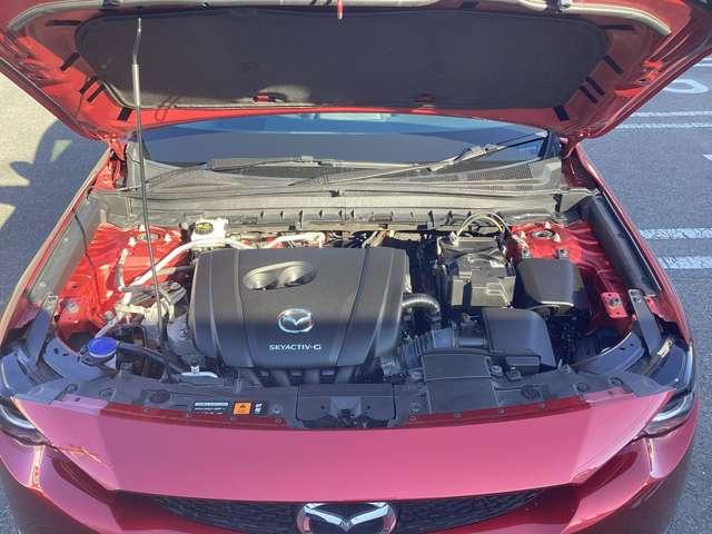 ＭＸ－３０ ２．０　モダンコンフィデンス　レーダーブレーキ　スマキー　盗難防止装置　３６０°カメラ　ナビＴＶ　ＤＳＣ　ＡＢＳ　Ｂカメラ　キーフリー　エアコン　整備記録簿　パワーウィンドウ　ｉ－ｓｔｏｐ　ＬＥＤヘッドライト（20枚目）