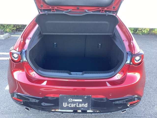 MAZDA3ファストバック 1.8 XD ブラック セレクション ディーゼルターボ エアバック ABS マツダコネクトナビ (12枚目)