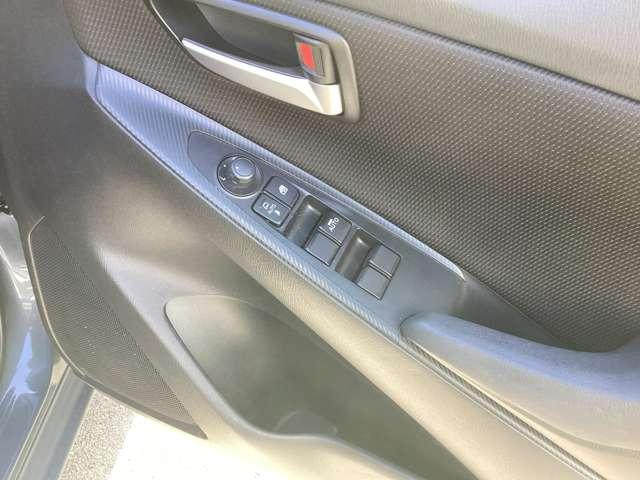 �p���[�E�B���h�E�t���ł���