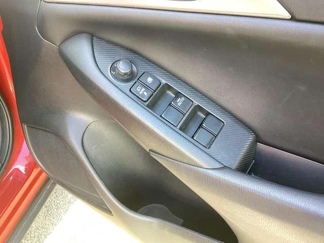 �p���[�E�B���h�E�t���ł���