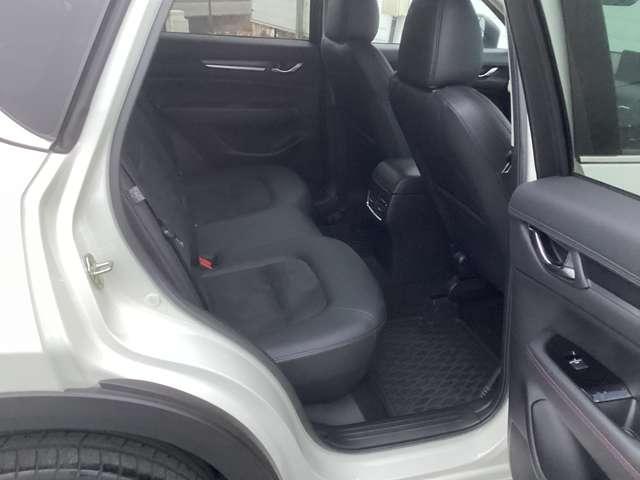 ＣＸ－５ ２．０　２０Ｓ　ブラックトーンエディション　エアバック　ＡＢＳ　マツダコネクト　誤発進抑制　ＥＴＣ付き　イモビライザー　前後障害物センサー　ＡＡＣ　Ｓヒーター　テレビ　地デジ　１オーナー　アイドリングストップ　クルコン　横滑り防止装置　Ｐシート（6枚目）