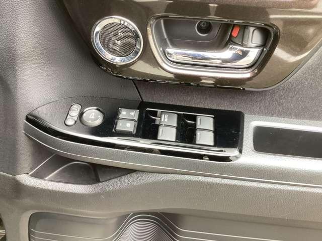 Ｎ－ＢＯＸカスタム カスタム　６６０　Ｇ　Ｌ　ターボ　ホンダセンシング　エアバック　ＡＢＳ　純正ナビ（Ｇａｔｈｅｒｓ　カーナビ　ターボ付　横滑り防止機能　ＥＴＣ搭載　Ｓヒーター　ＬＥＤヘットライト　ＡＢＳ　セキュリティアラーム　整備記録簿有　サイドエアバッグ　メモリナビ（18枚目）