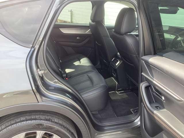 ＣＸ－６０ ３．３　ＸＤ　Ｌパッケージ　ディーゼルターボ　エアバック　ＡＢＳ　マツダコネクト　シートヒータ　地デジチューナー　電動リヤゲート　本革　パワーシート　ＬＥＤヘッドライト　ＴＶ　ＥＴＣ　スマートキー　オートエアコン　盗難防止装置　バックカメラ　ＡＷ（6枚目）