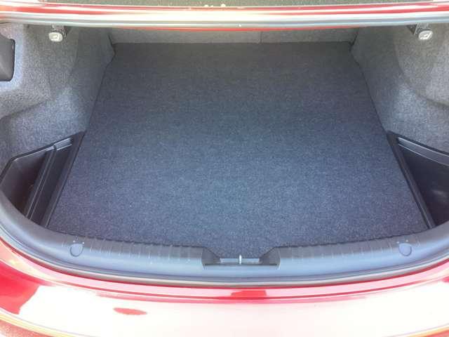 ＭＡＺＤＡ６セダン ２．０　２０Ｓ　プロアクティブ　エアバック　ＡＢＳ　マツダコネクト　ナビ　クルコン　シートＨ　前後ソナー　衝突軽減Ｂ　Ｐシート　フルセグ　ＬＥＤライト　アイドリングストップ　メモリーナビ　ワンオーナー　キーレス　バックカメラ　ＥＴＣ（11枚目）