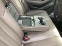 後部座席の大型アームレストにもドリンクホルダーが付いてます★ゆったり便利です★