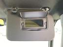 助手席の日よけにはミラーが完備されてます♪
