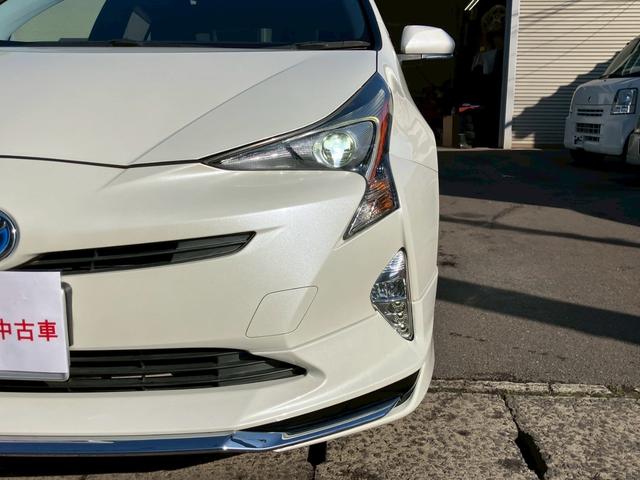 プリウス Ｓ　モデリスタエアロ　トヨタ純正ＳＤナビ　フルセグＴＶ　バックモニター　ＬＥＤヘッドライト　純正アルミ　スマートキー　プッシュスタート　ＥＴＣ　オートライト　アイドリングストップ（10枚目）