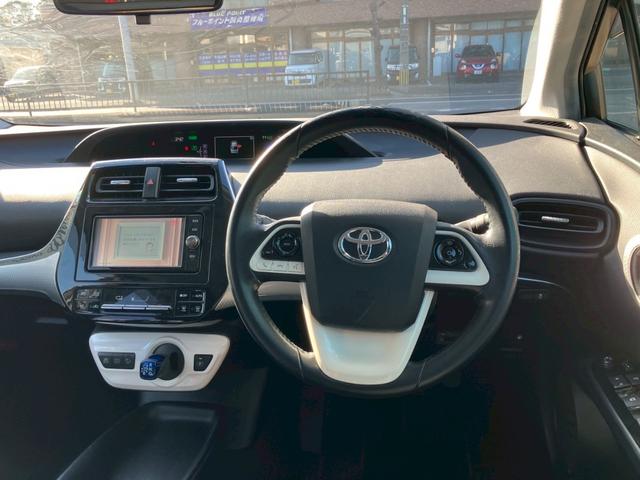 プリウス Ｓ　モデリスタエアロ　トヨタ純正ＳＤナビ　フルセグＴＶ　バックモニター　ＬＥＤヘッドライト　純正アルミ　スマートキー　プッシュスタート　ＥＴＣ　オートライト　アイドリングストップ（24枚目）